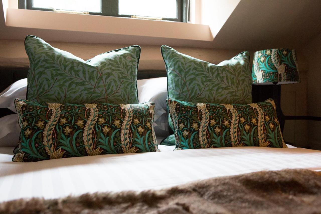 Mason'S Arms Hotel Bowland Bridge Bagian luar foto